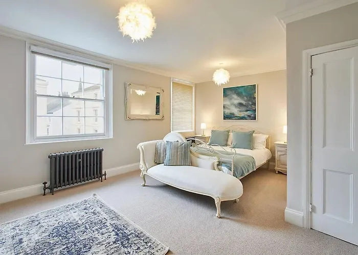 Deja Blue Beautiful Period Property
